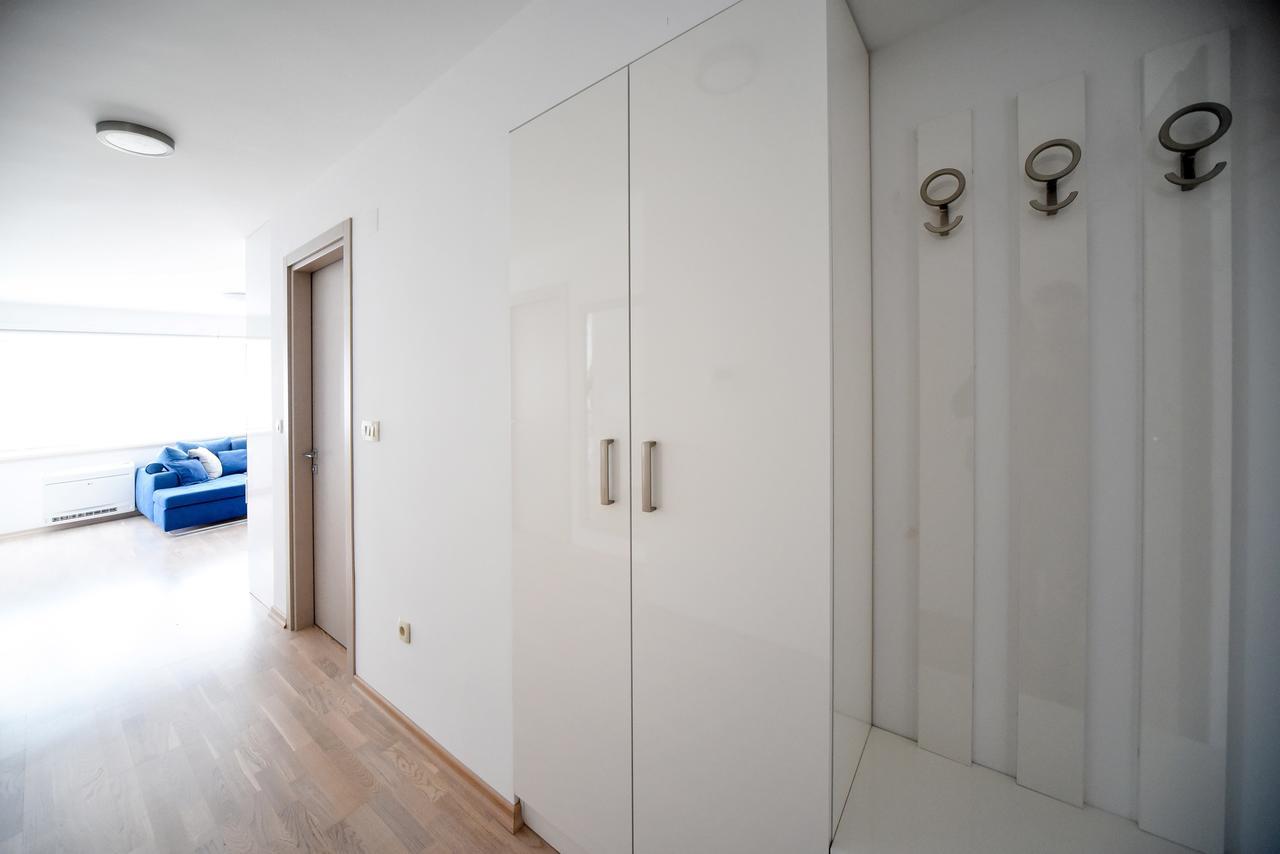 Lux Beach Apartment ブドヴァ エクステリア 写真