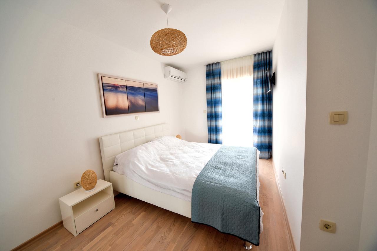 Lux Beach Apartment ブドヴァ エクステリア 写真